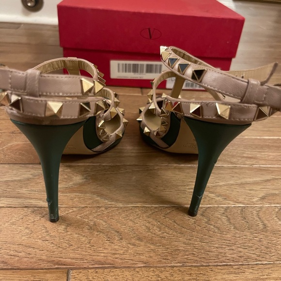 Valentino Green RockStud Heels - Picture 2 of 2